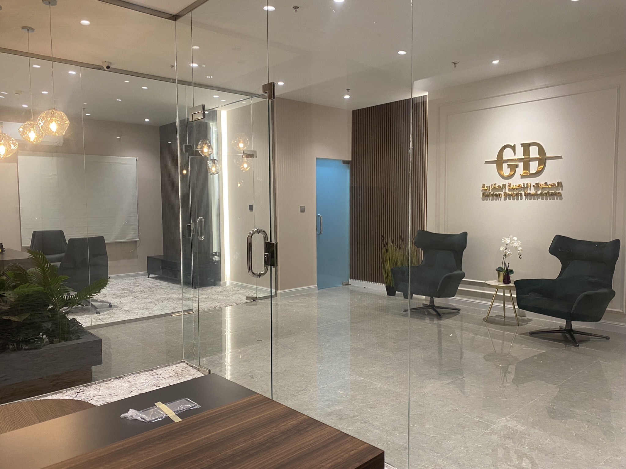 project slider image