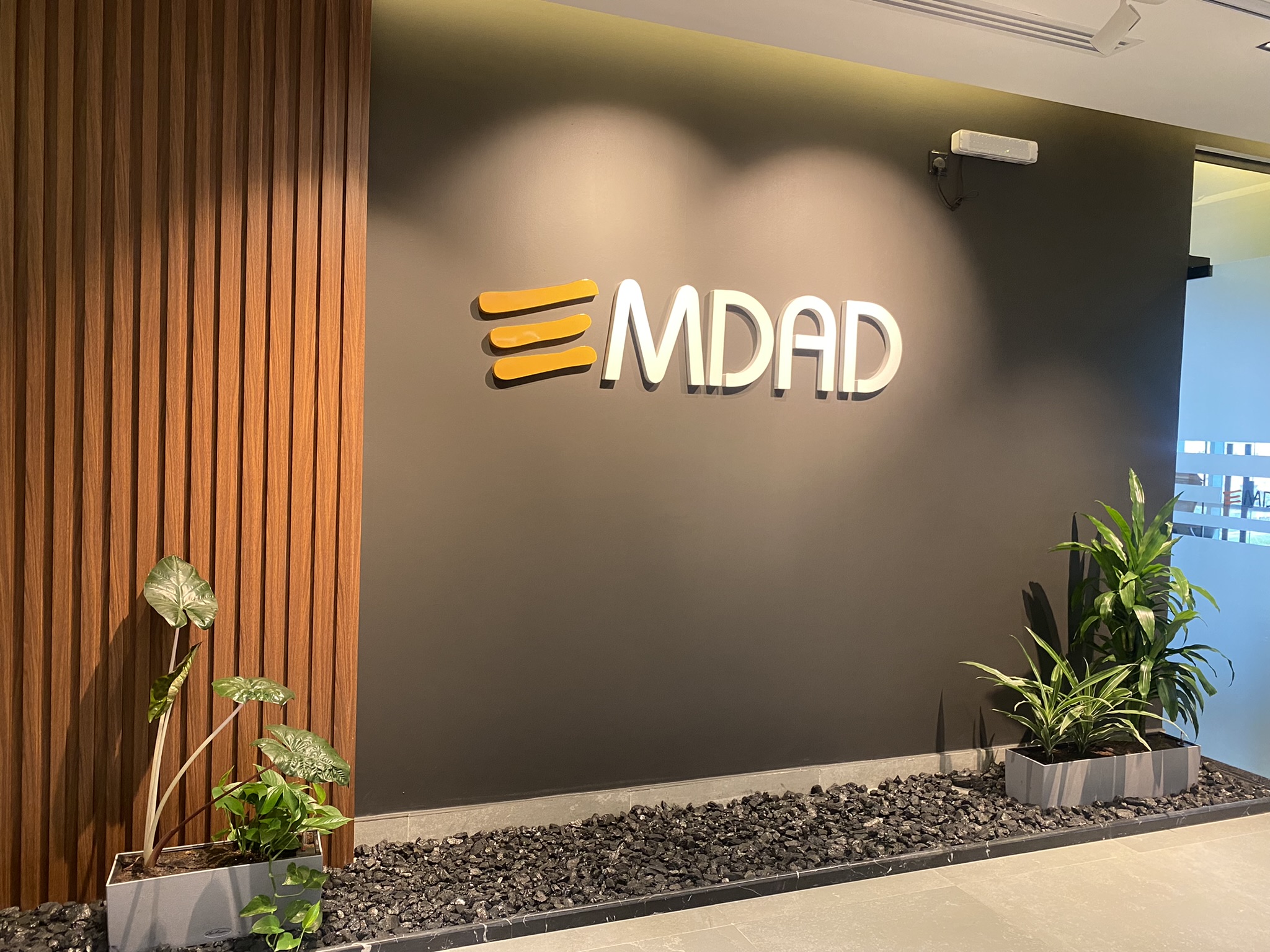 project slider image