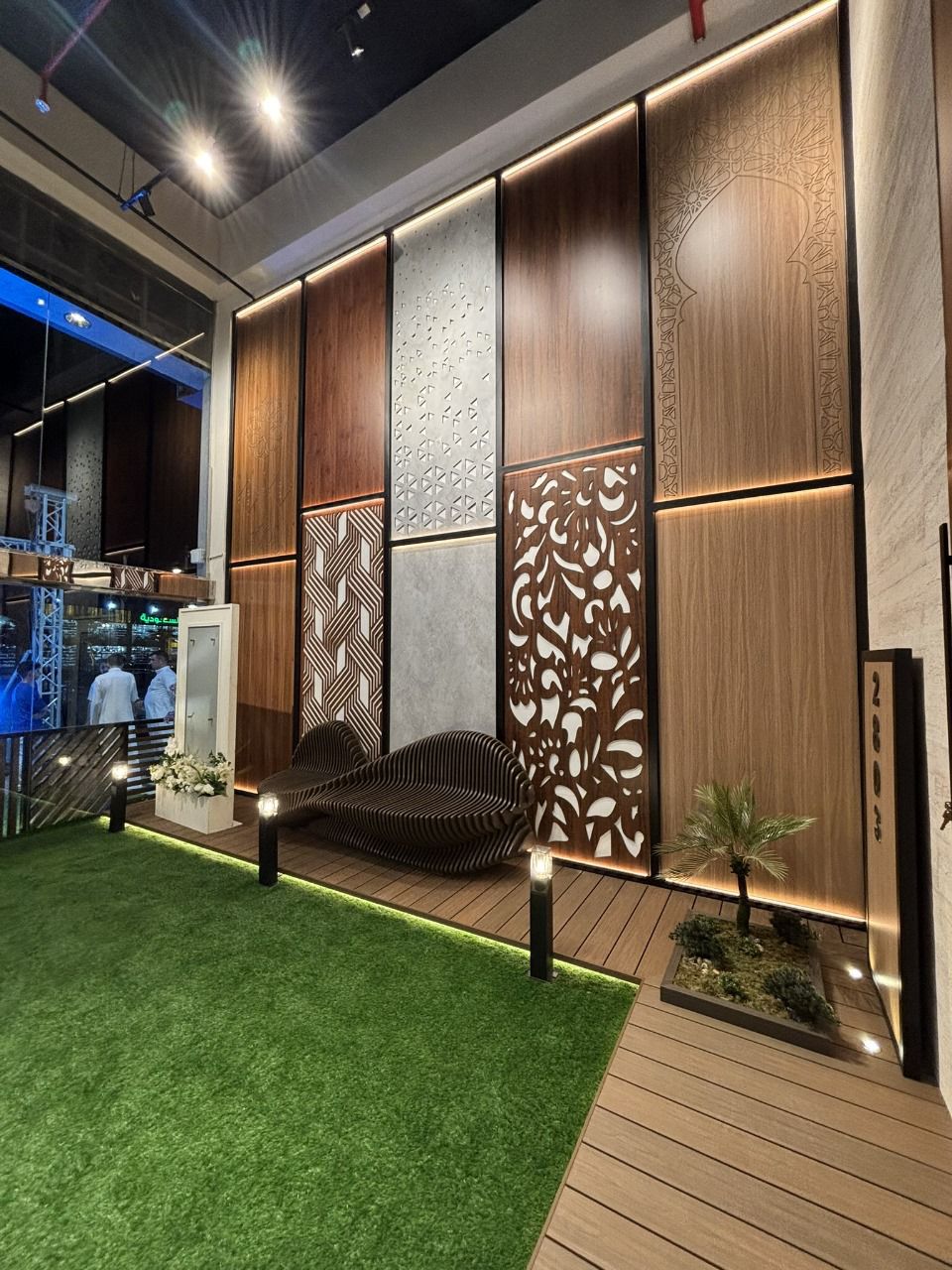 project slider image